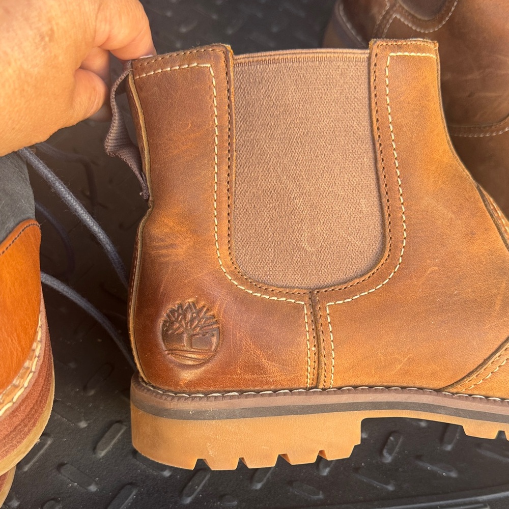 Timberland Tan Leather Ankle Boots